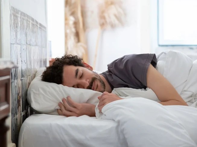 Bí quyết ngủ ngon mỗi đêm chỉ với 20 phút xông hơi tại nhà
